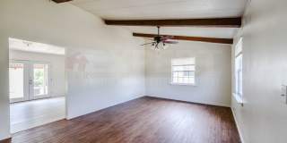 A cozy 3-bedroom, 2-bathroom home nestled on a corner lot Gallery 7