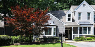 304 Bridle Path Gallery 1