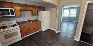2 Bedroom/ 1.5 Baths in Bel Air Edison Gallery 1