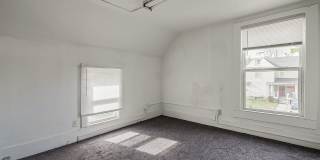 Beautifully Updated 4-Bedroom Home in the Heart of Ypsilanti Beautifully Updated 4-Bedroom Home in the Heart of Ypsilanti Gallery 12