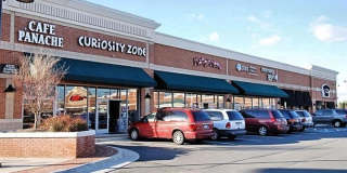 22092 AVONWORTH Square Gallery 17