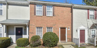 Bright and Spacious 3 Bedroom 2.5 Townhome Available in Williamsburg! Gallery 1