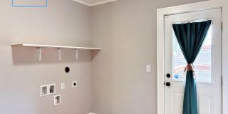 1980 W 12th Avenue Gallery 18