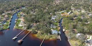 Waterfront Luxury Living – 4 Bed / 3 Bath – Over 2,600 Sq Ft Gallery 71