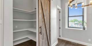 2130 W 42nd Street Gallery 14