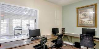 Summer Entrada Apartments Gallery 6