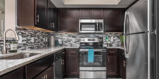 Oxmoor Apartment Homes Gallery 4