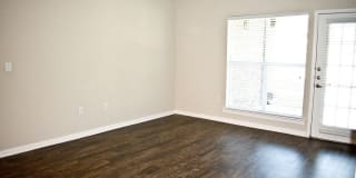 Estate Villas at Krum Gallery 12