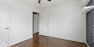 Charming Renovated Home with Spacious Yard & Detached Garage in South Nashville Gallery 21