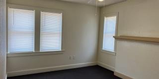 1 Bed in the Paseo District Gallery 5