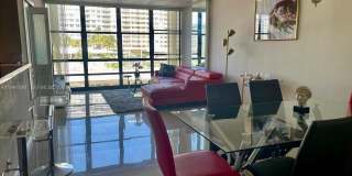 2017 OCEAN DR Gallery 4