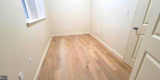 1219 W SILVER Street Gallery 8