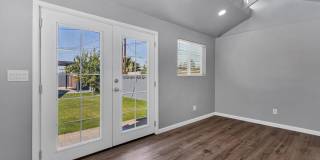 3046 E Glenrosa Avenue Gallery 17