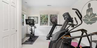 Stunning 4Bed/5bath Home in Kentfield Gallery 34