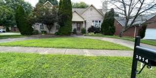 Wow, Huge home near South Hurstbourne of Louisville Gallery 1