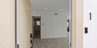 2034 S Garth Avenue Apartments Gallery 70