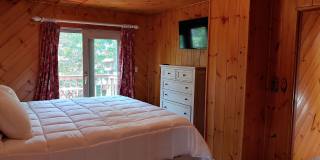 Fully Furnished Executive Sander's Beach Rental Gallery 27