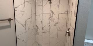 3 bed 2 bath Duplex. Gallery 14