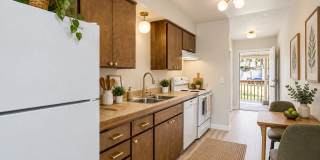 Oversized Renovated 1 Bed 1 Bath's In The Heart Of Everett! Oversized Renovated 1 Bed 1 Bath's In The Heart Of Everett! Gallery 1