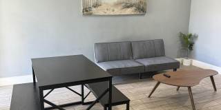 906 N Riverside Drive Gallery 1