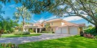 901 SE Riverside Drive Gallery 22