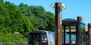 Seneca Club Apartments Gallery 33