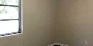 2 Bed 1 Bath Home | Carport | Central AC | Pet Friendly | Washer Dryer Hook Ups | Section 8 Welcome Gallery 7