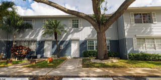 8069 SW 18th Ct Gallery 1