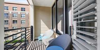 621 BLUEMONT Avenue Gallery 8