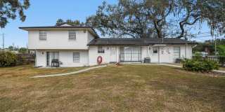 855 E BRANDON BOULEVARD Gallery 1