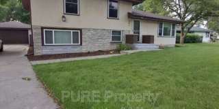 391 91st Ave NE Gallery 1