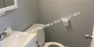 10059 South LaSalle Street Gallery 7