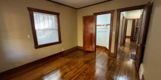 5 Bedroom Rental in Moline Gallery 12
