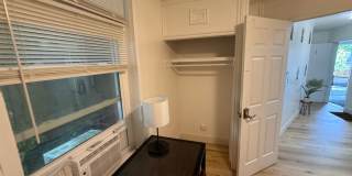 Affordable Private Guy Room in Avenues/University Area - Main Floor Affordable Private Guy Room in Avenues/University Area - Main Floor Gallery 9