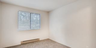 2 Bedroom Corner Unit, excellent location!! 2 Bedroom Corner Unit, excellent location!! Gallery 12