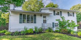 297 W Circular Street Gallery 1