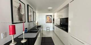 1 Collins Ave Gallery 10