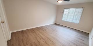 Room in 6 Bedroom Home at Henslowe Dr Gallery 53