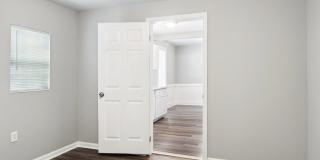 504 West 48th Street Gallery 13