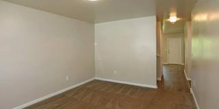 733 West Gallery 20