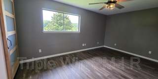 1908 E Lakeview Gallery 21
