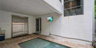 1511 NE 4th Pl Gallery 16