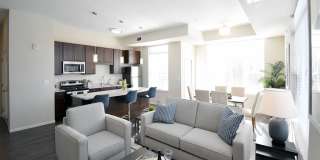 Oaks of Shorewood Apartments - 55+ Active Adult Apartment Homes Gallery 3
