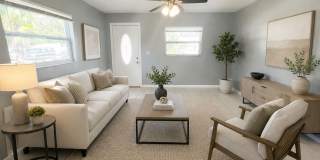 2BED/1BATH Duplex AVAILABLE NOW! Gallery 1