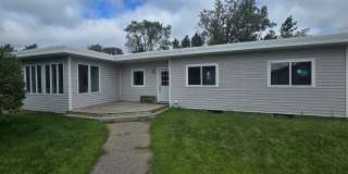 Adorable 3 Bedroom Home Gallery 1