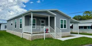 1270 Plymouth Place Gallery 1