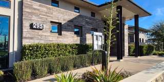 Gorgeous 4 Bedroom 3.5 bath with loft Gallery 37