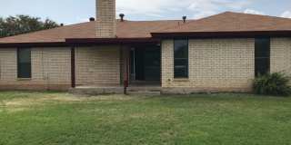 5225 Hunters Circle Gallery 11