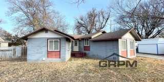 Large 2 bedroom 1 bath home Gallery 1