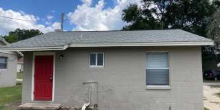 Two bedroom 1 bath Gallery 4